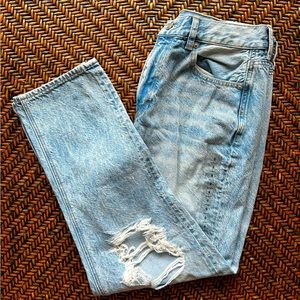 American Eagle Mom Jeans